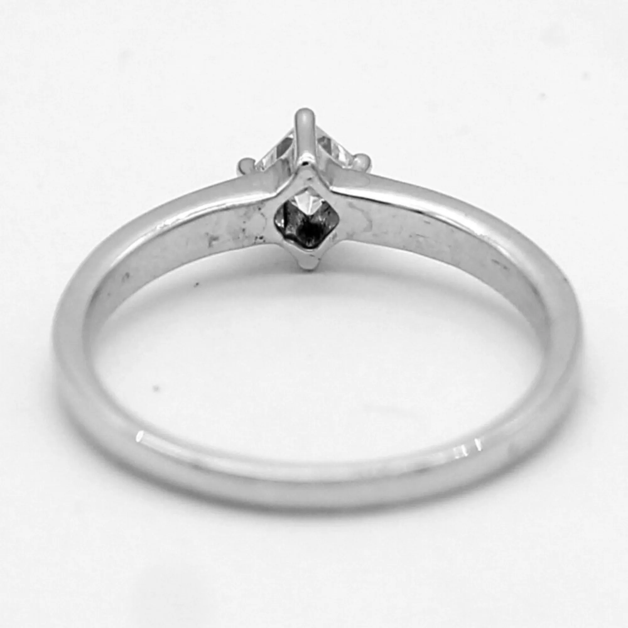 0.15 C PRINCESS CUT DAINTY RING | STACKABLE RING