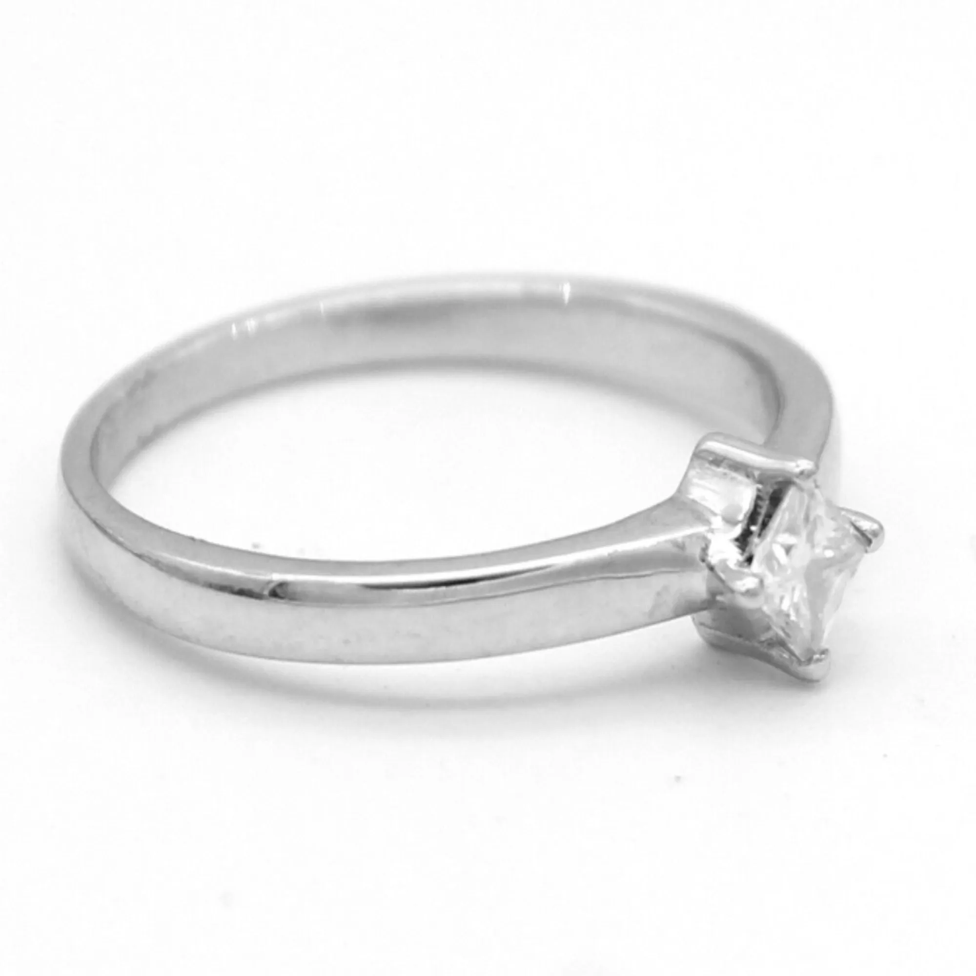 0.15 C PRINCESS CUT DAINTY RING | STACKABLE RING