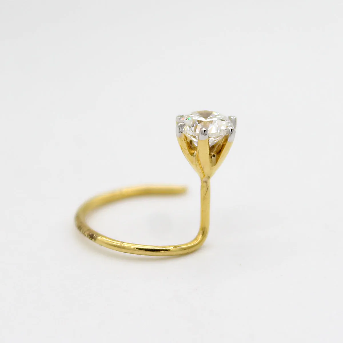 0.20 Ct Diamond Nose Pin 18kt Yellow Gold IGI Certified Classic Round Nose Stud