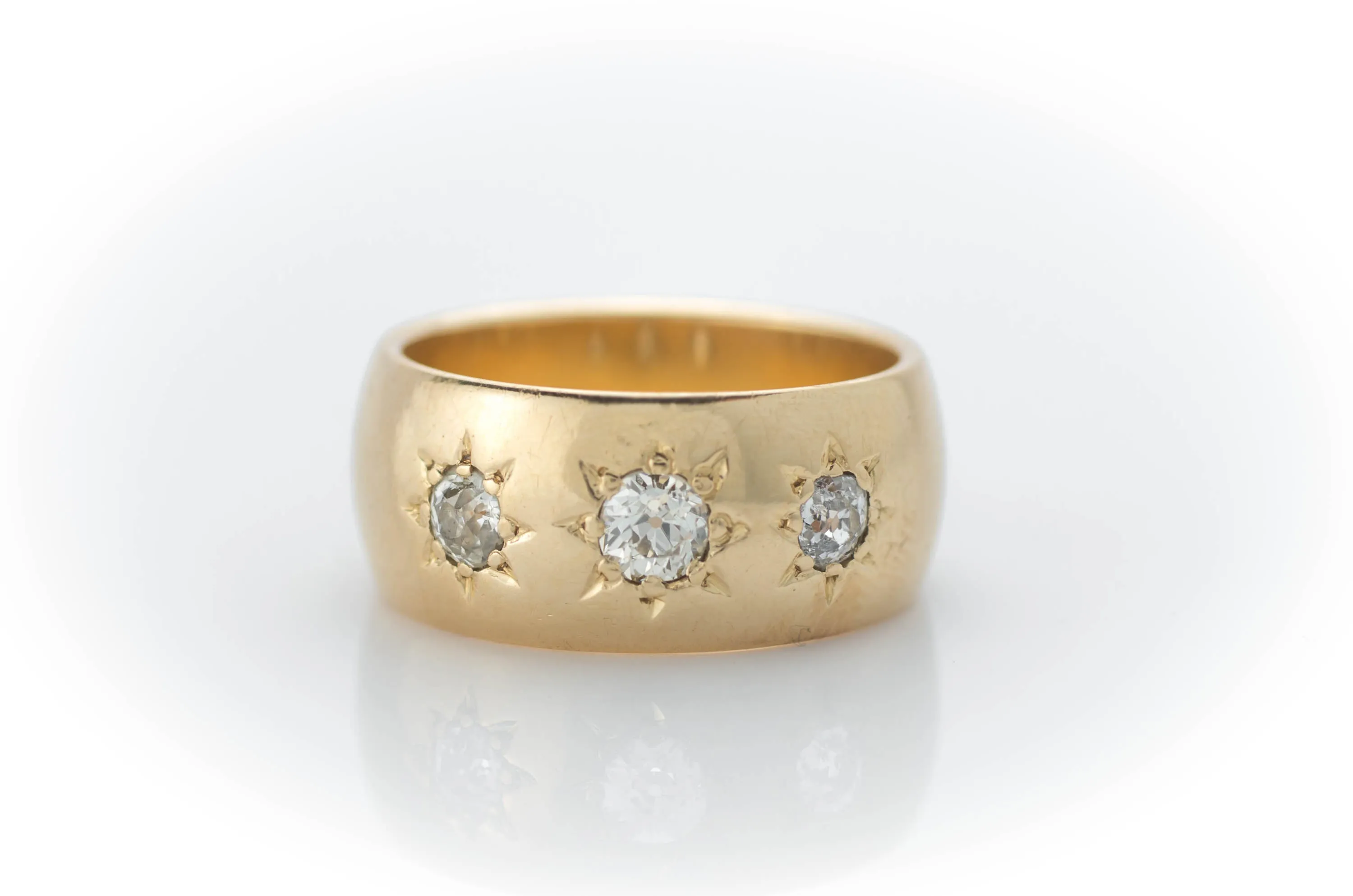 0.50CTW HEAVY GYPSY SET THREE STONE RING