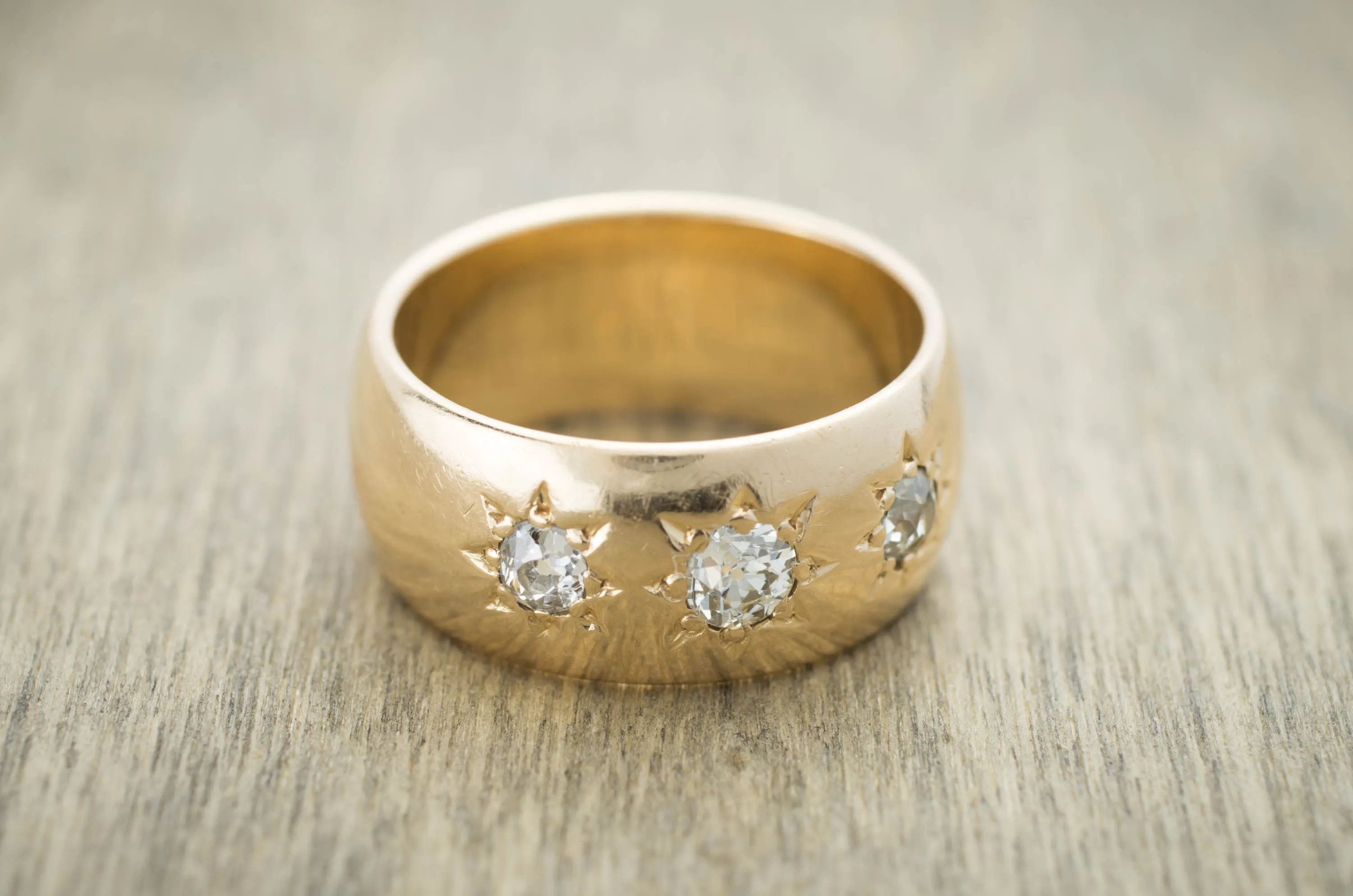 0.50CTW HEAVY GYPSY SET THREE STONE RING