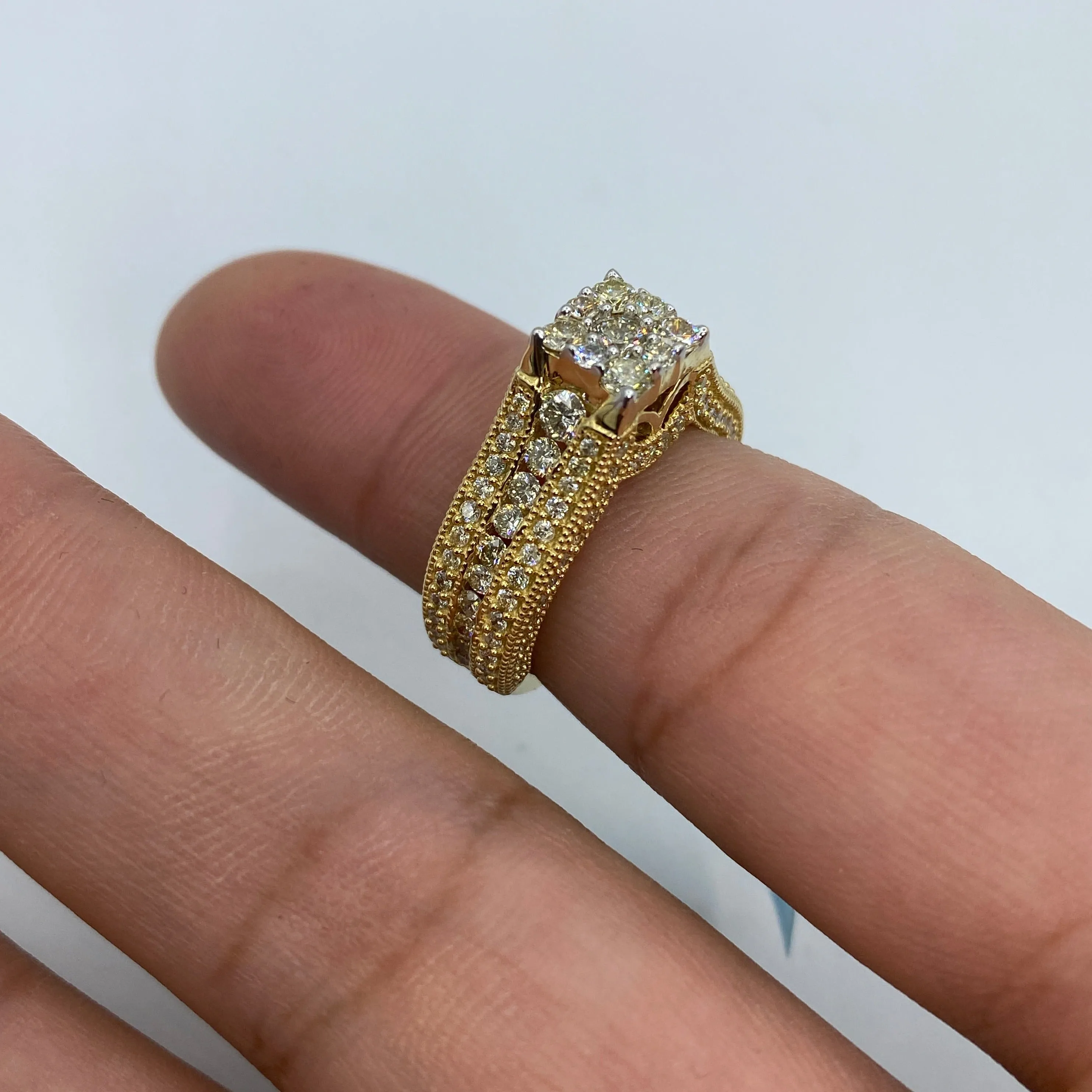 14K Ladies Miami Beach Diamond Ring
