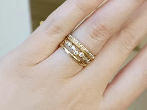 18K Gold and Mixed-Cut Diamond "Festival" Cascade Band