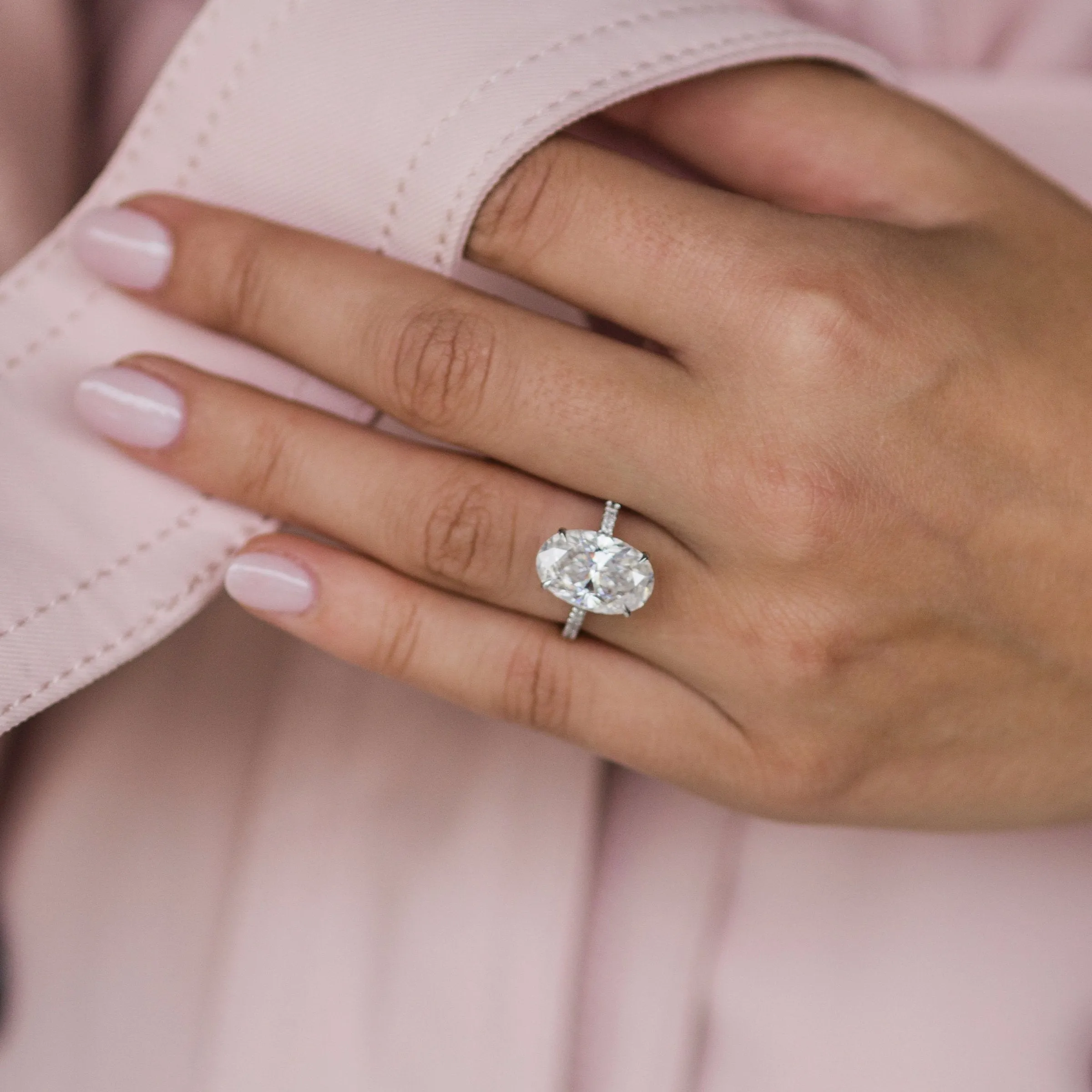 8.00ct christmas gift crushed ice oval cut moissanite engagement ring 14k/18k solid gold antique Unique Diamond wedding Ring Scallop Pave