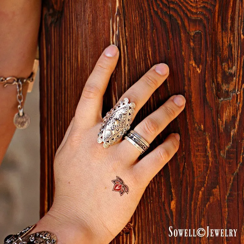 Aawut Sterling Silver Ring
