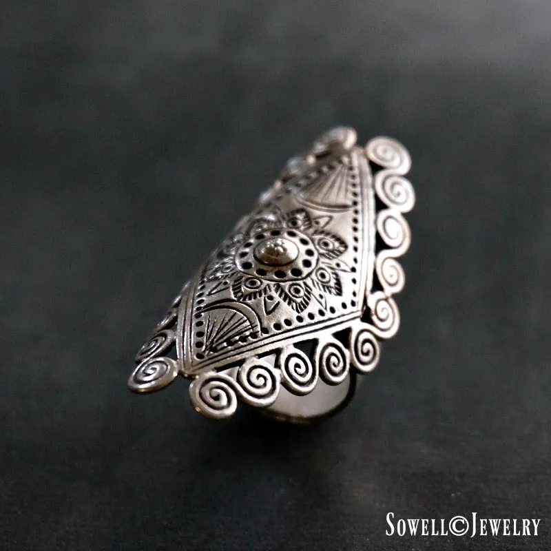Aawut Sterling Silver Ring