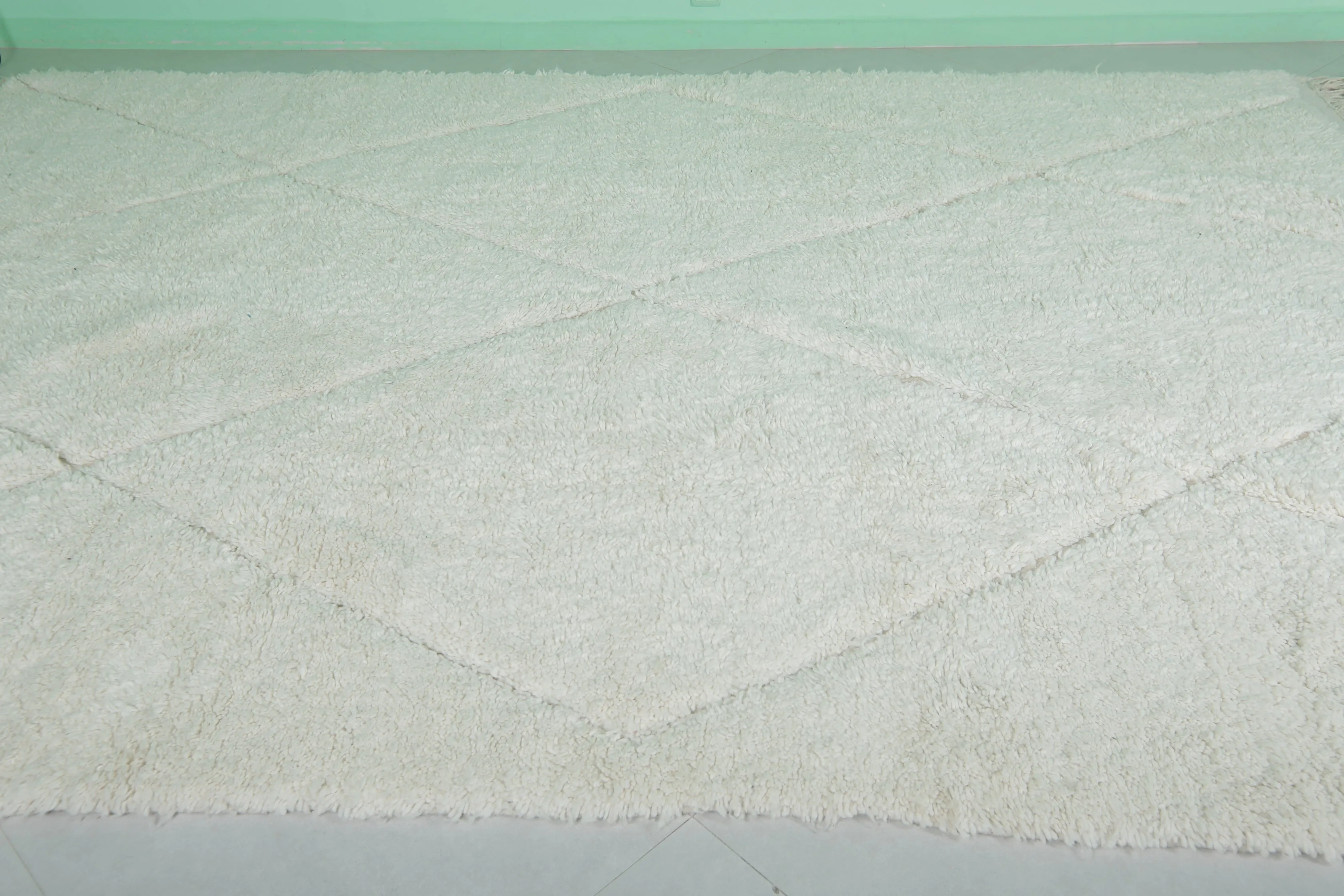 Beni Ourain Moroccan Wool Rug - 8.2 x 11.8 Feet | Classic Diamond Design