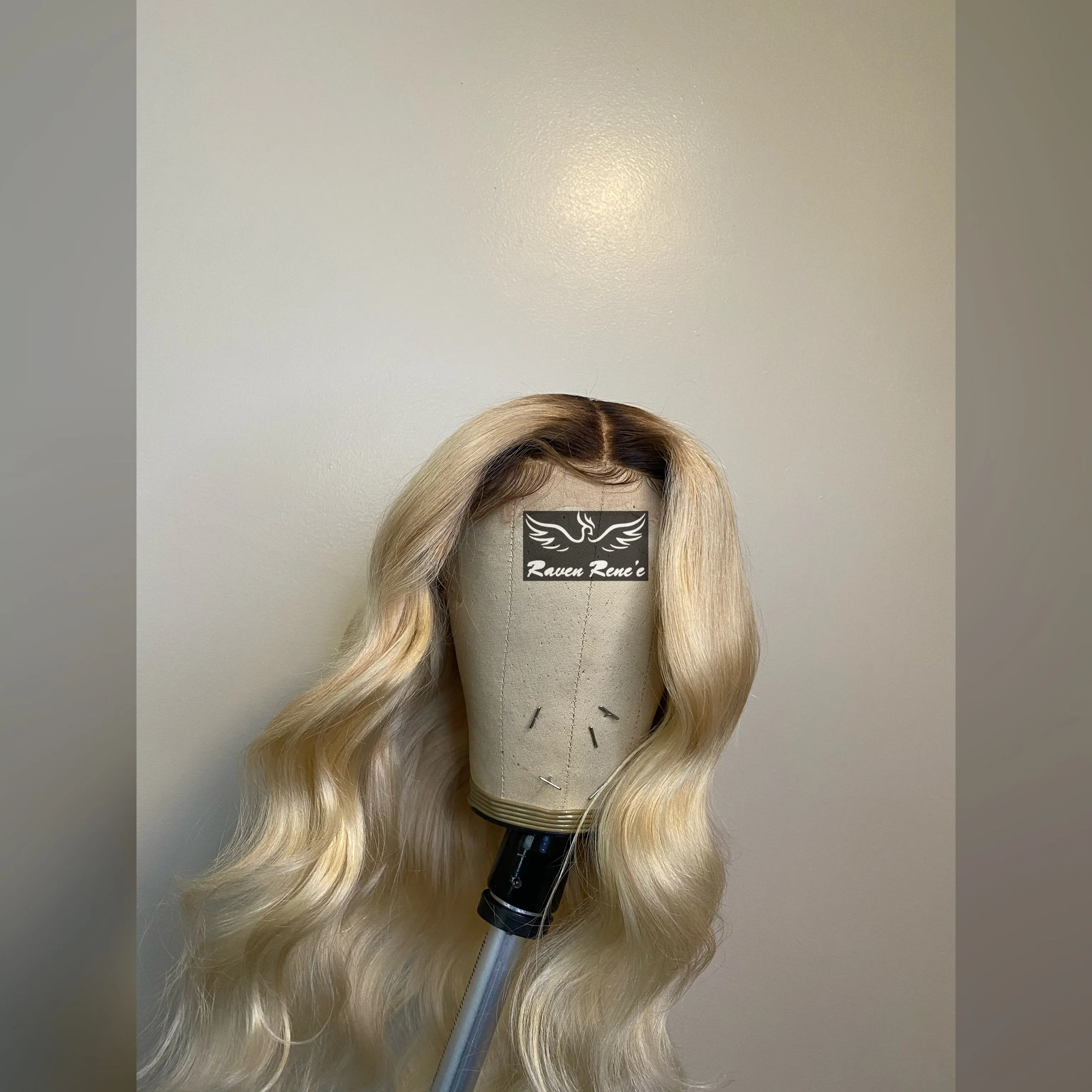 Blonde Unit with Dark Roots