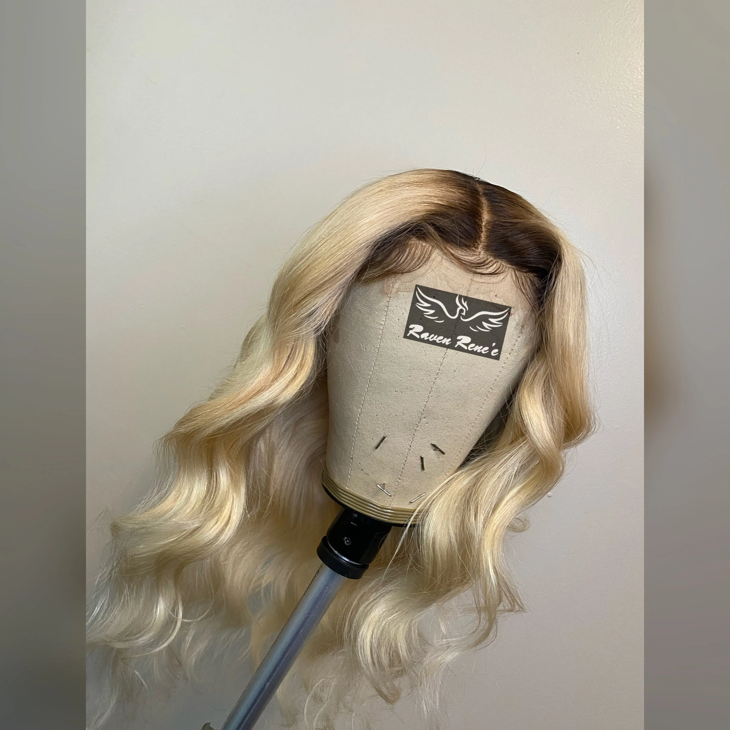 Blonde Unit with Dark Roots