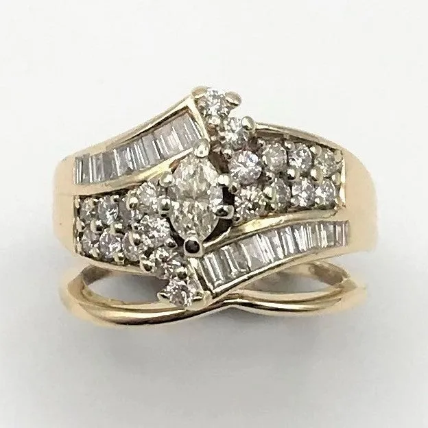 BRIDAL SET MARQUISE CENTER