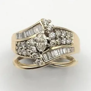 BRIDAL SET MARQUISE CENTER