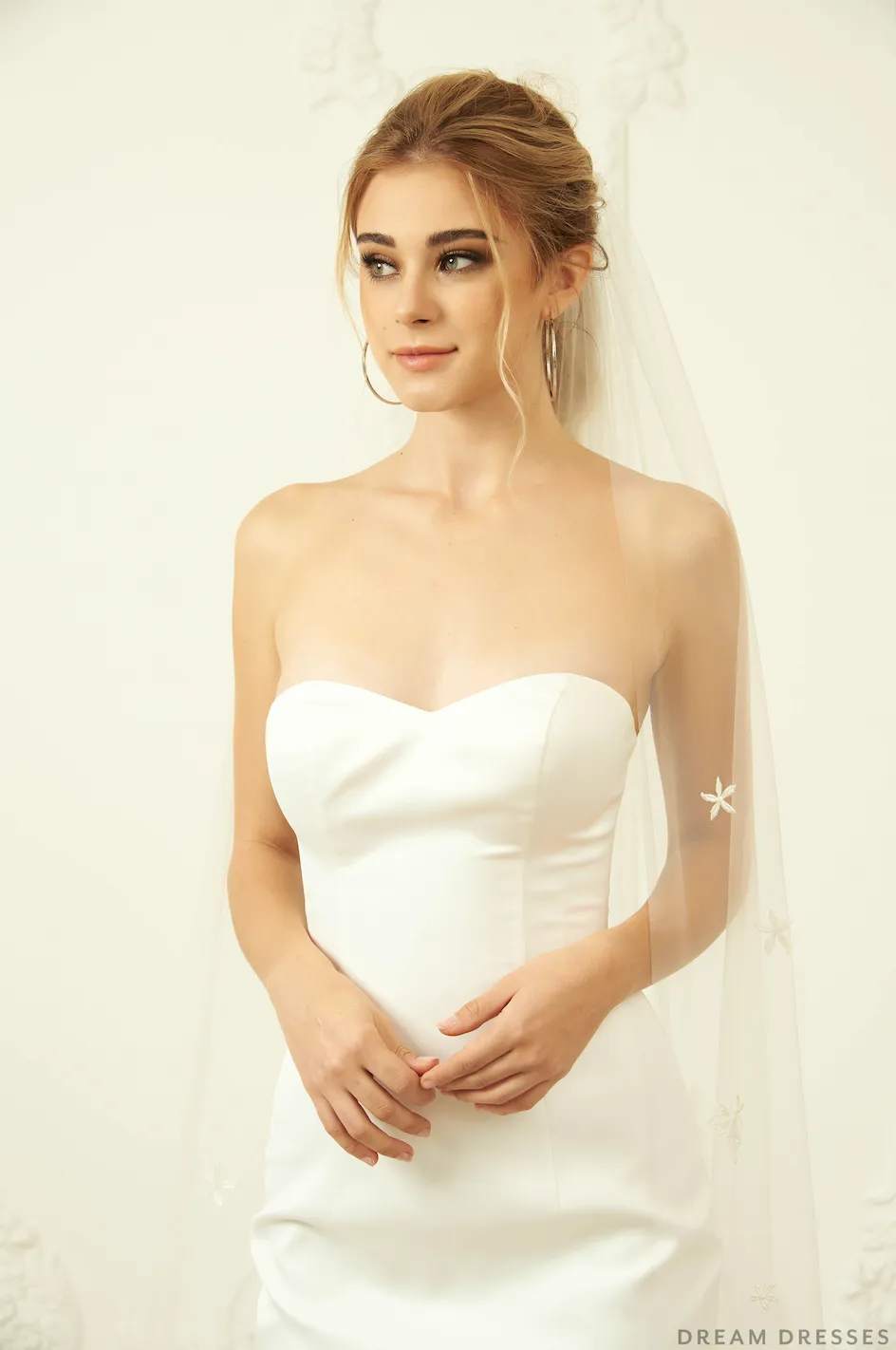 Cathedral Lace Veil (#Bethia)