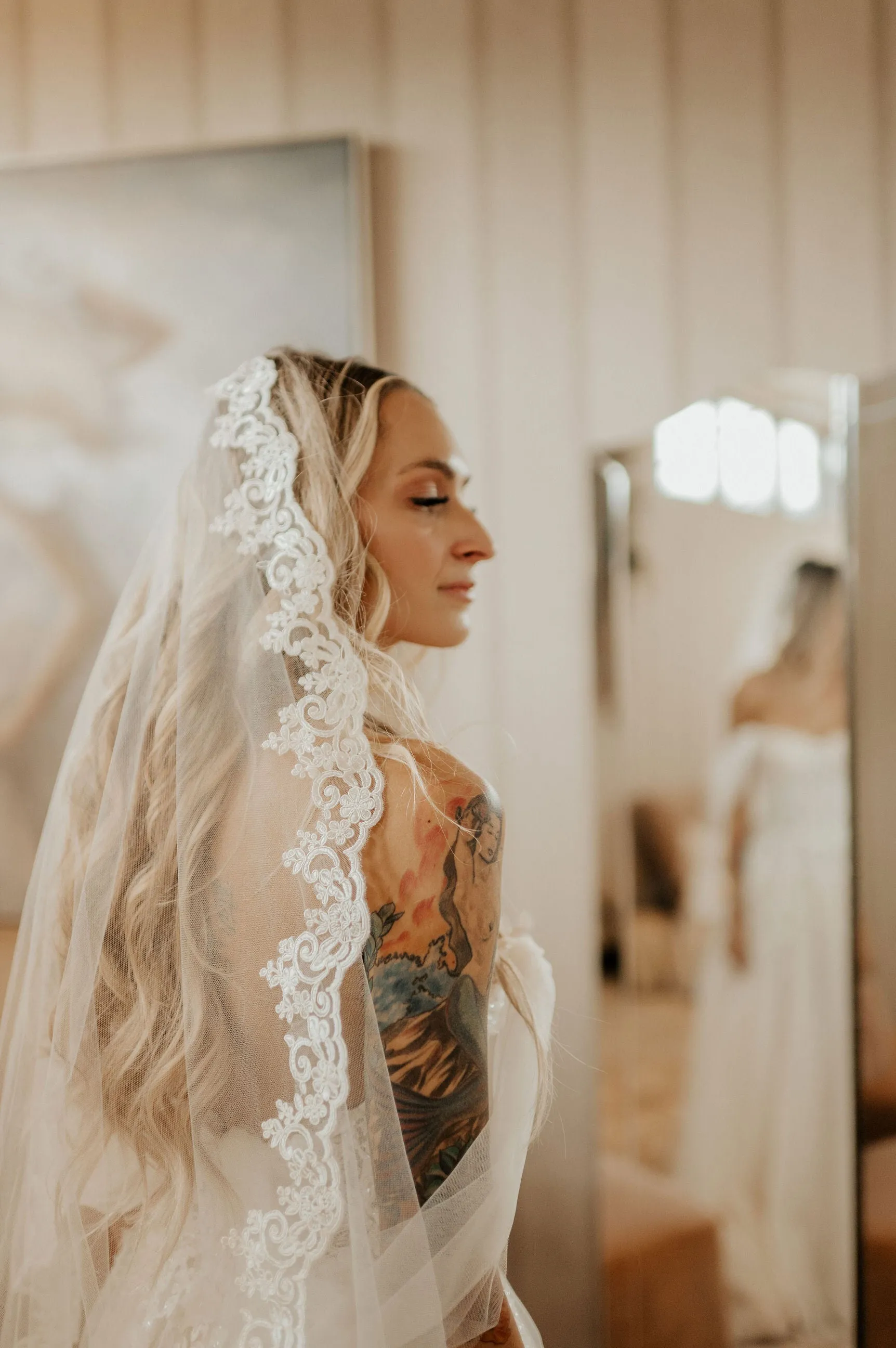 Fingertip Length Mantilla Wedding Veil with Lace Trim, Mid Length Bridal Veil