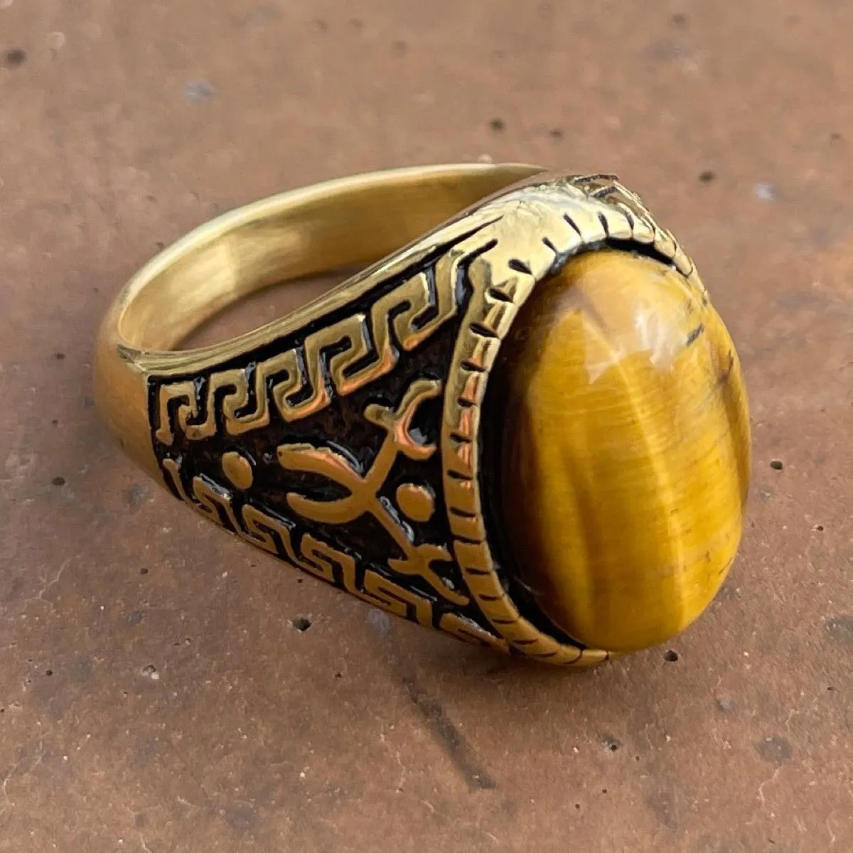 Gold-tone 'Cat's Eye' Stainless Steel Ring (#739Gold)