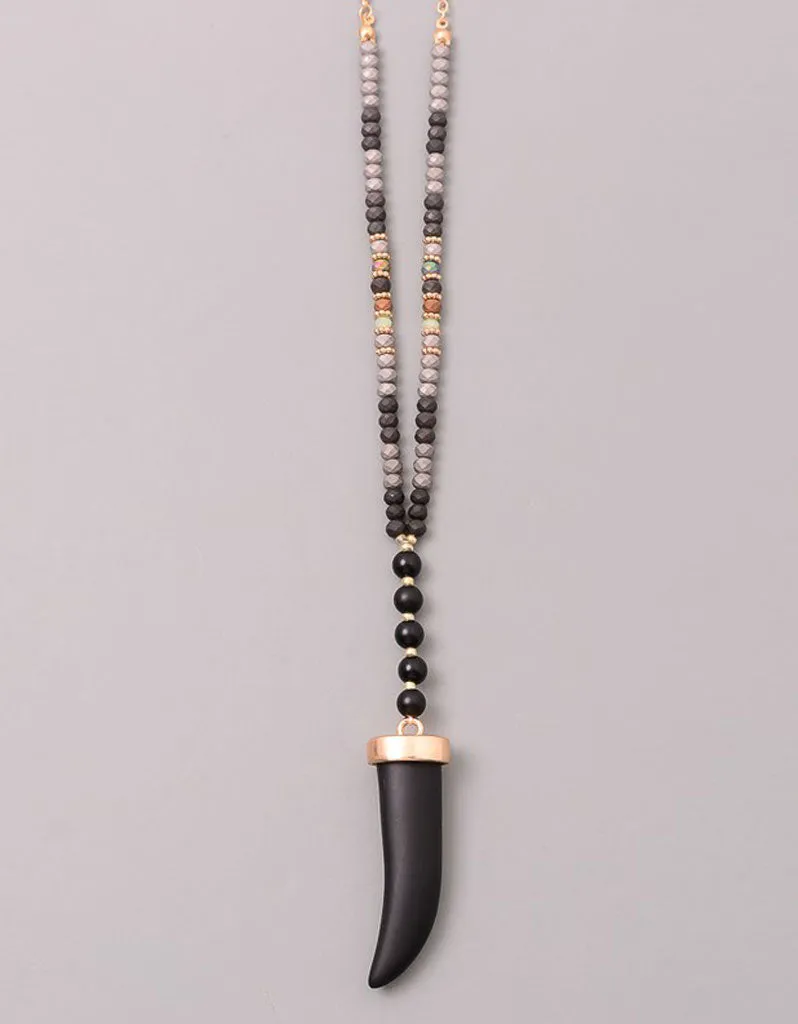 Gwyneth Beaded Horn Necklace in Black