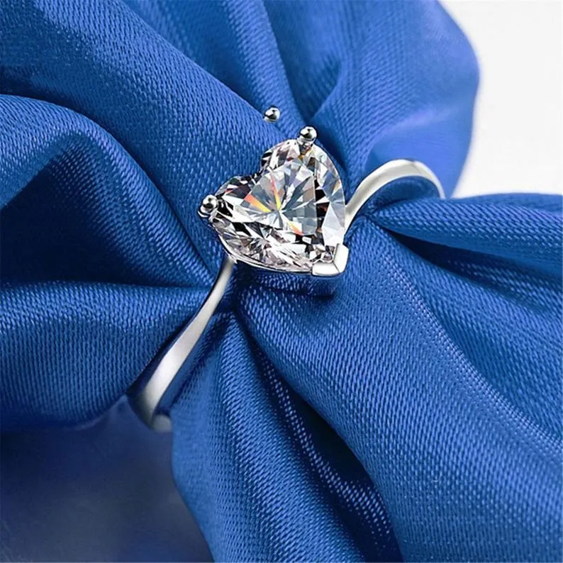 Heart Cut Moissanite Diamond Engagement Ring, White Gold Unique Ring, Dainty Diamond Wedding ring, Anniversary Gift Rings