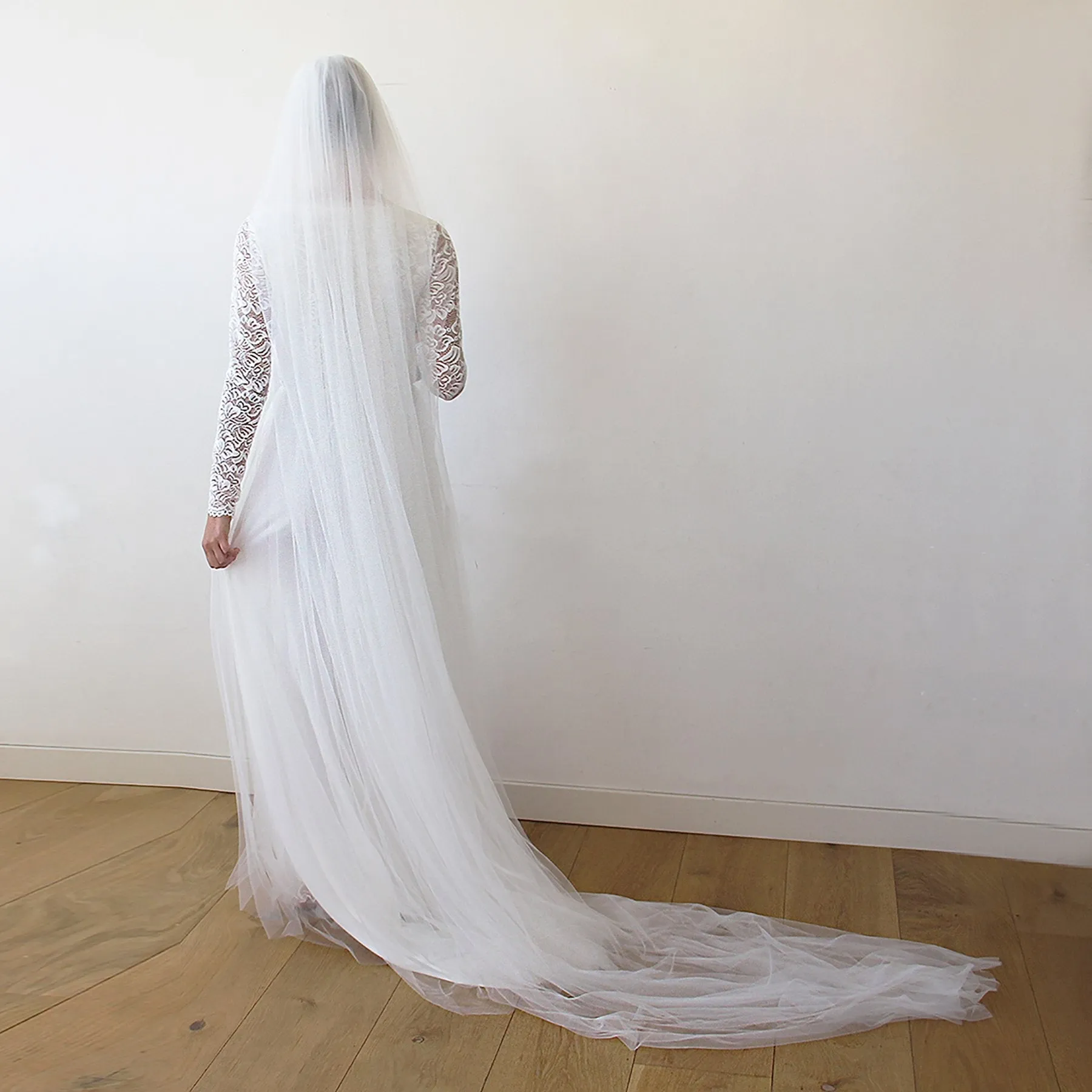 Ivory Tulle Veil # 4024