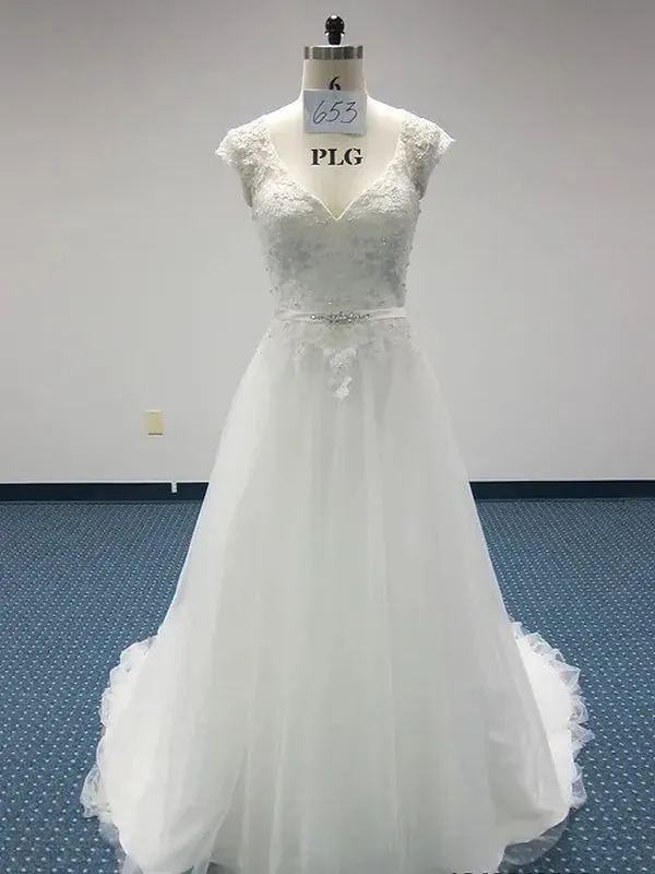 Kenneth Winston Size 6 653 Ivory Gown