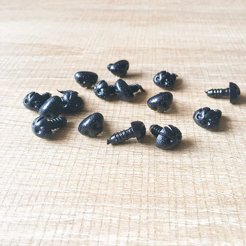 Needle felting supplies animal dog puppy nose 6 pieces  18mm Safety nose Animal nose Amigurumi nose Doll nose Stuffed Toy nose Doll Parts Plastic nose Black