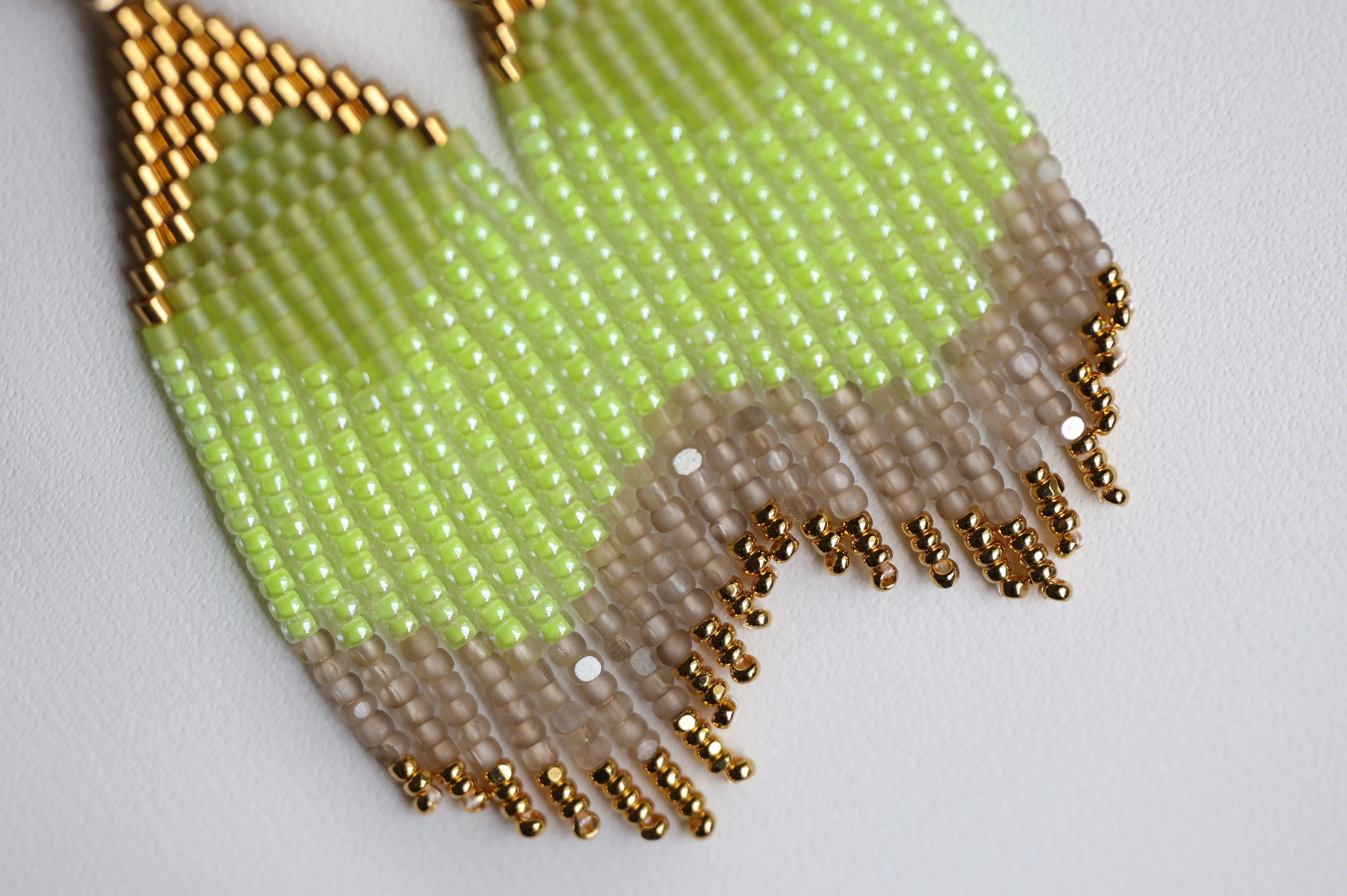 Neon Lemon Lime   Taupe