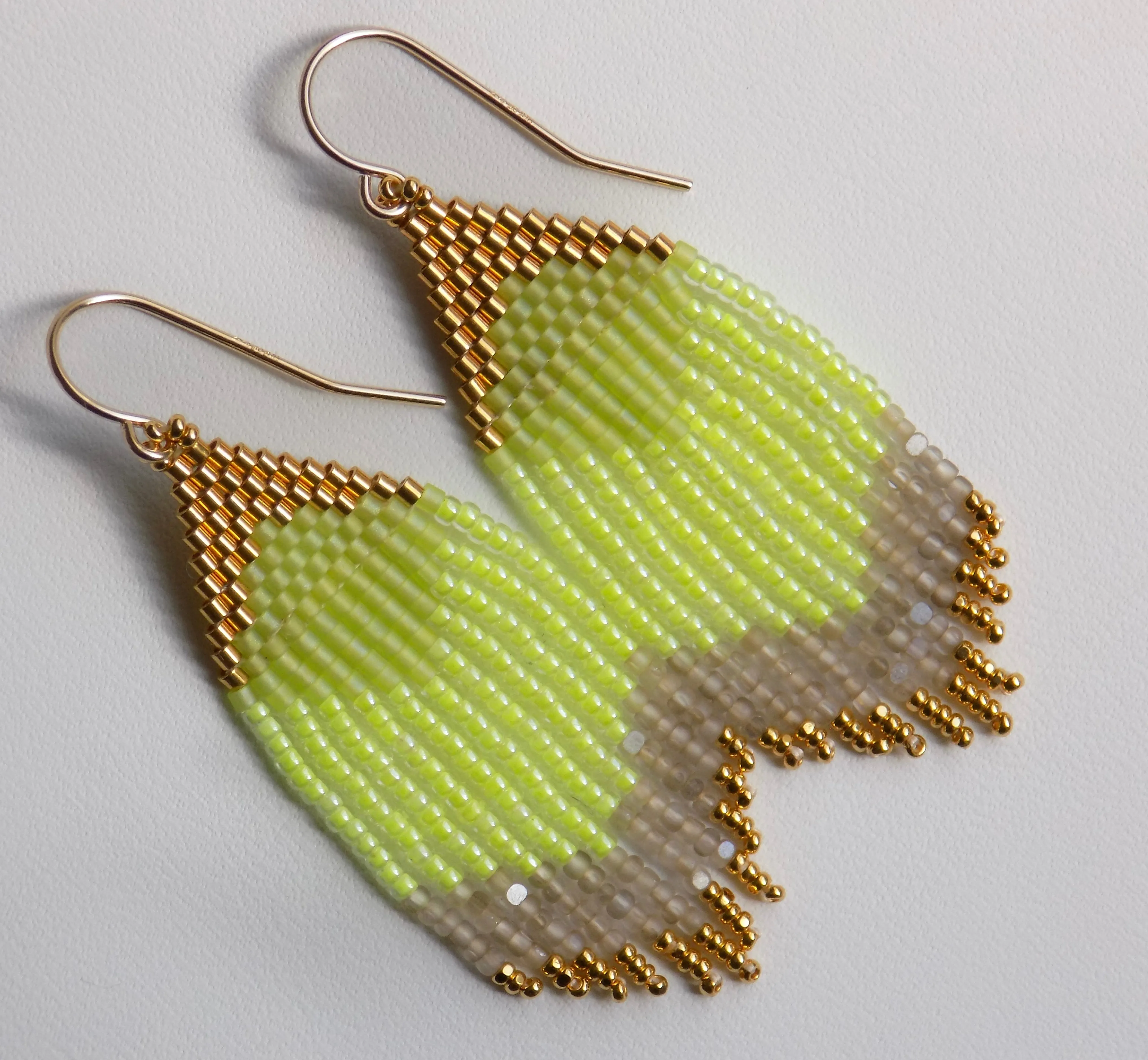 Neon Lemon Lime   Taupe