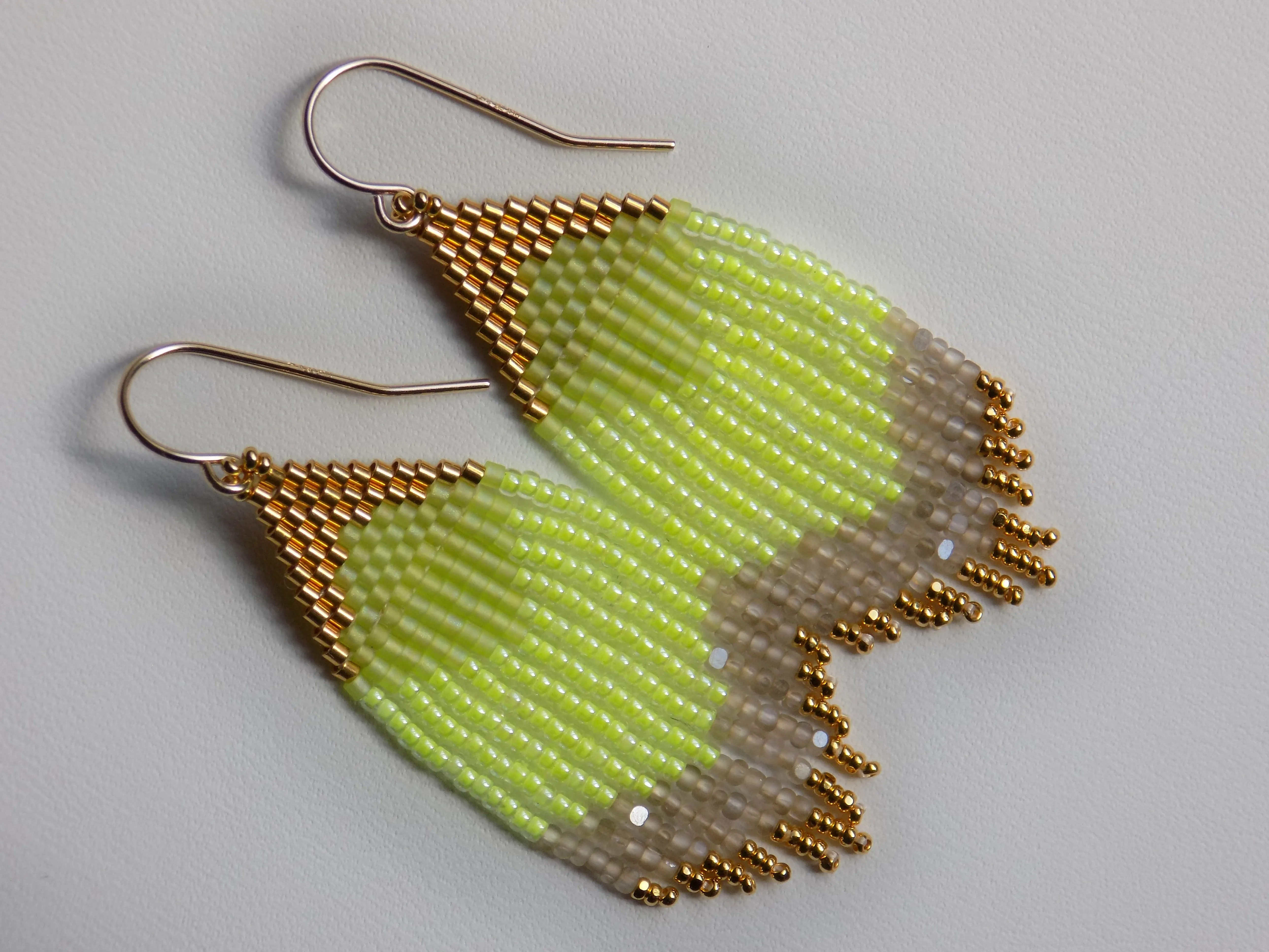 Neon Lemon Lime   Taupe