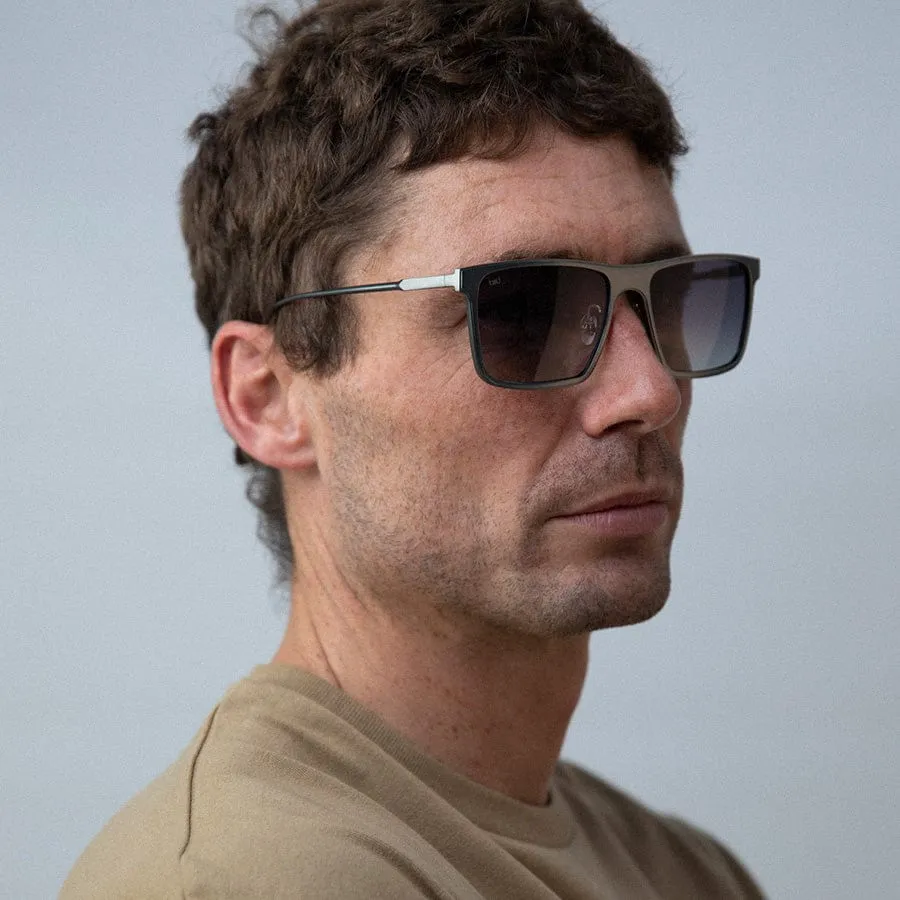 Nova Aerospace Metal Sunglasses | Grey