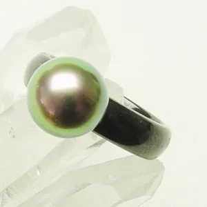 Peacock Tahitian Pearl on Zirconia Ceramic Band
