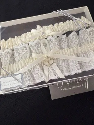 Private Collection Ivory Garter