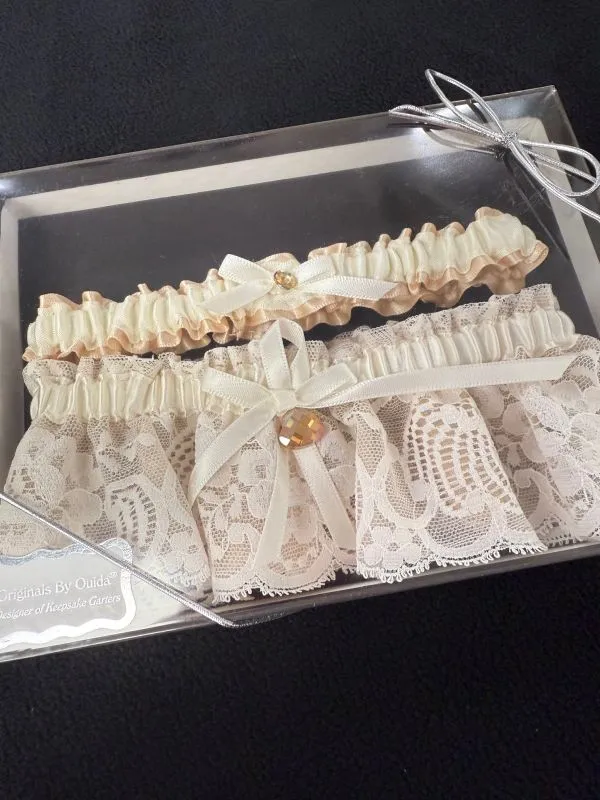 Private Collection Ivory/Rose Gold Garter