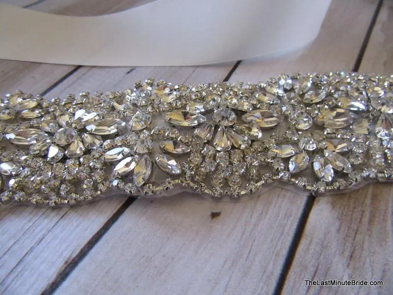 Rhinestone Beaded Belt Style: Vancouver