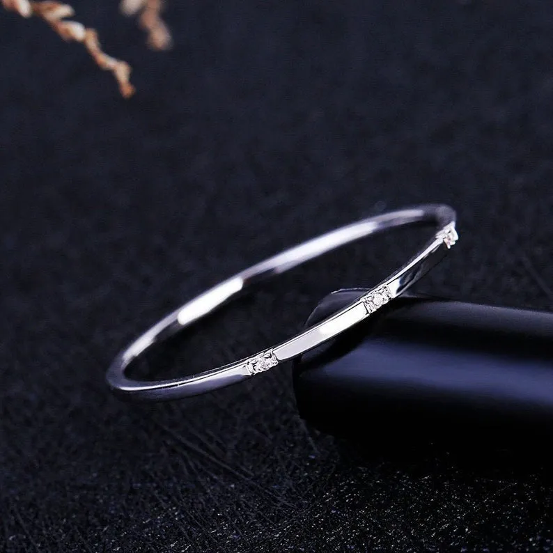 Round Moissanite Wedding Band, 14k White gold Vintage Thin Dainty band, rings For Women Unique Anniversary gift For Women, stackable ring