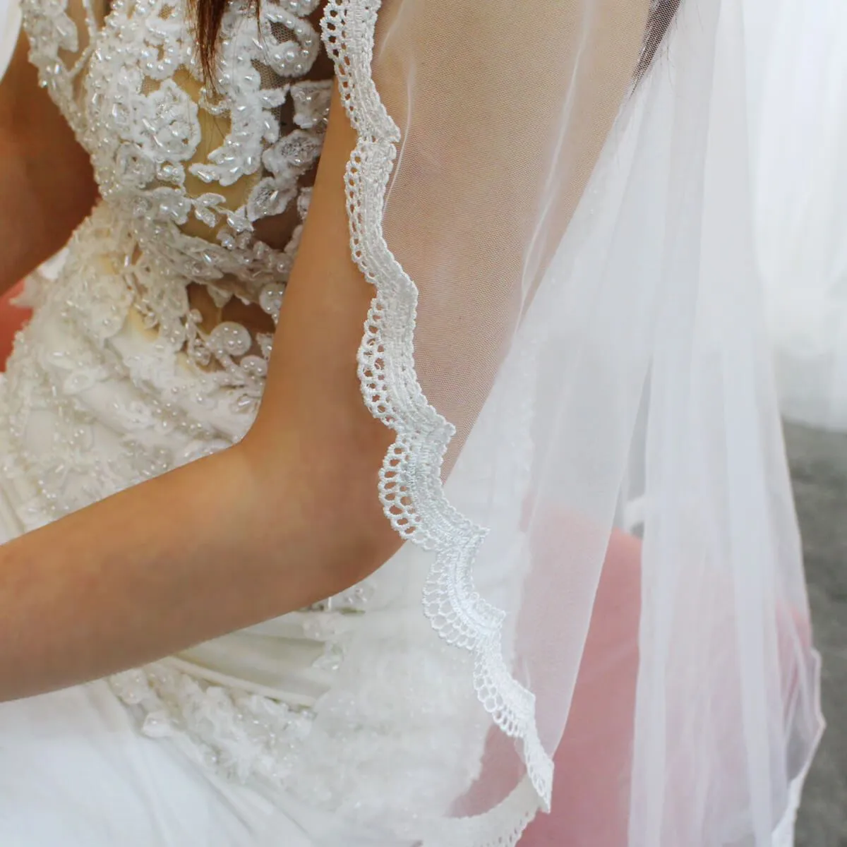 Roycebridal Short Lace Mantilla Veils V682