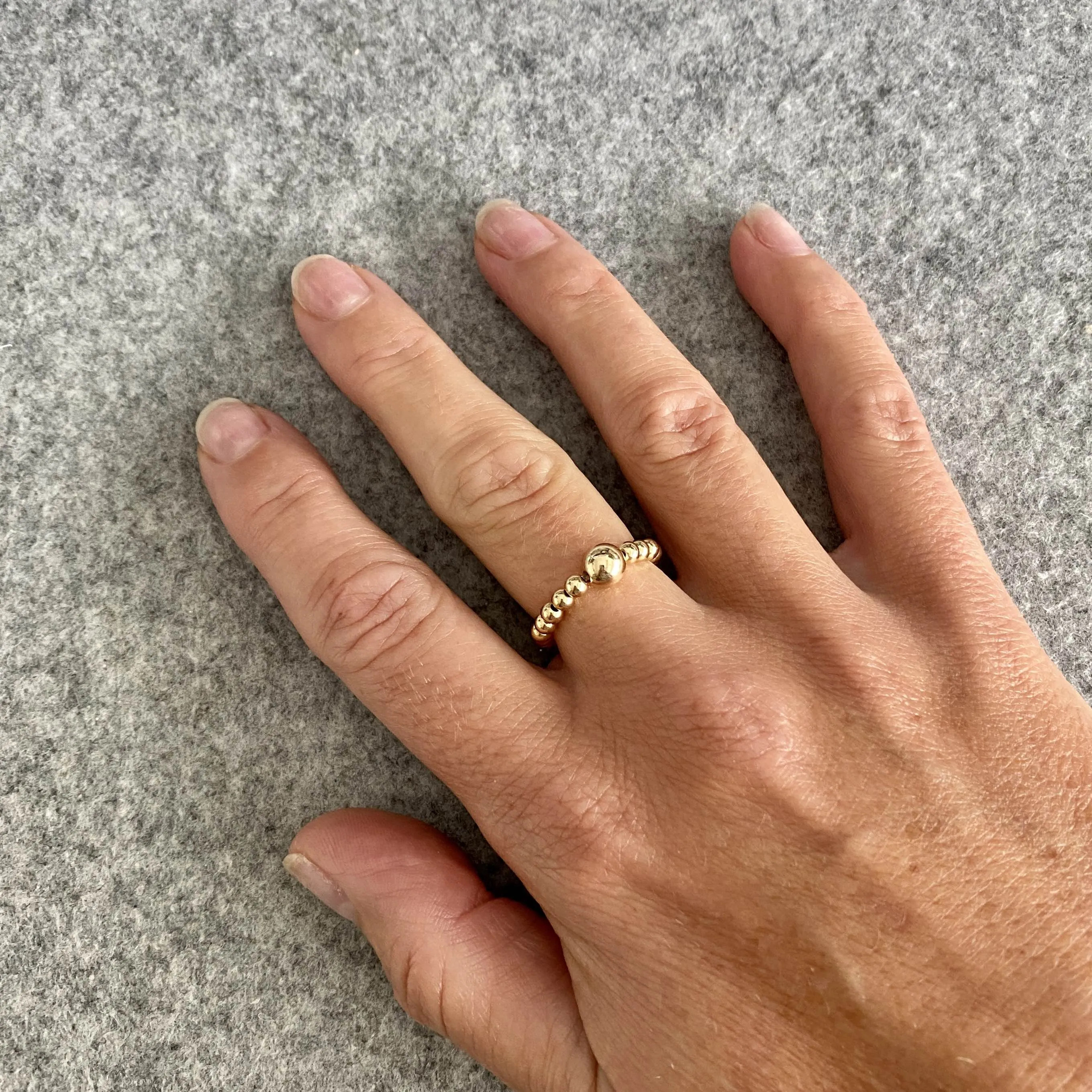 SHINE | Gold Bead Ring