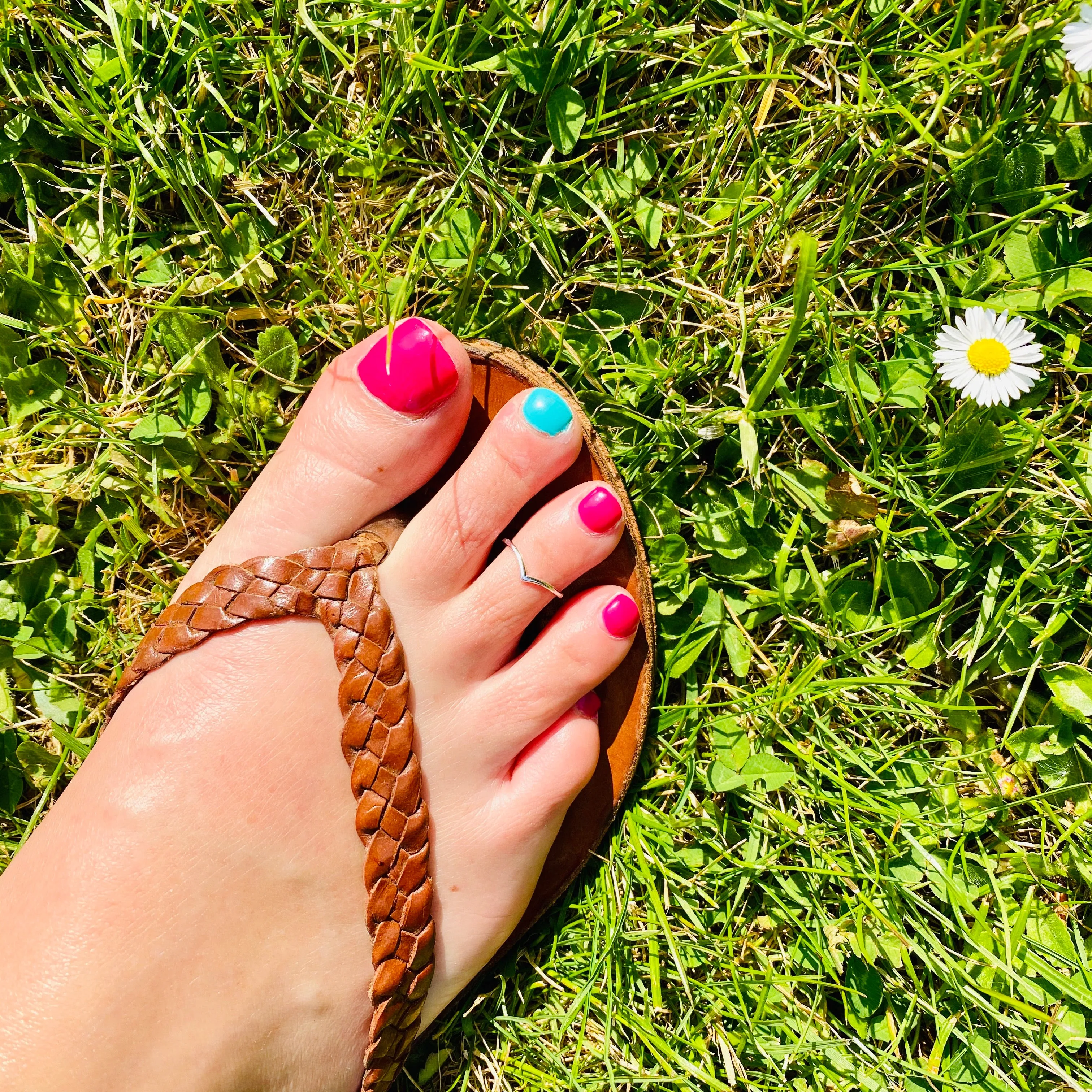 Silver Chevron Toe Ring