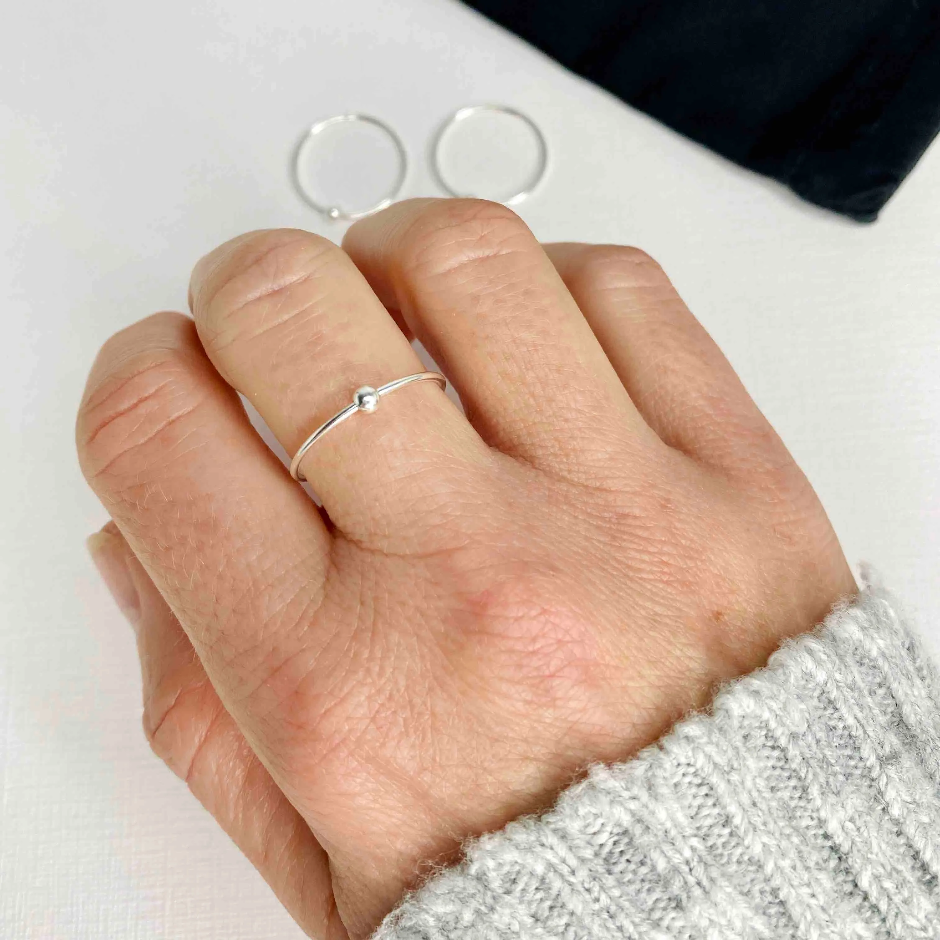Silver Sliding Bead Ring: A Stylish Solution for Anxiety