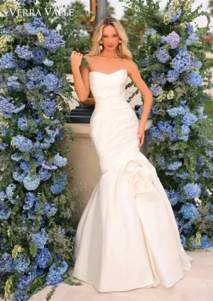 Size 24 Verra Valle 900337 Ivory Gown