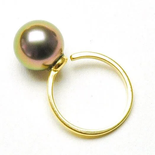 Tahitian Peacock Pearl on Gold Band
