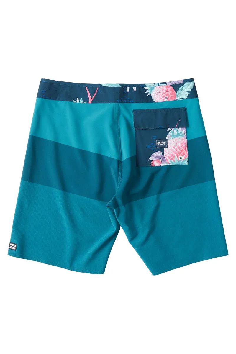 Tribong Airlite Boardies
