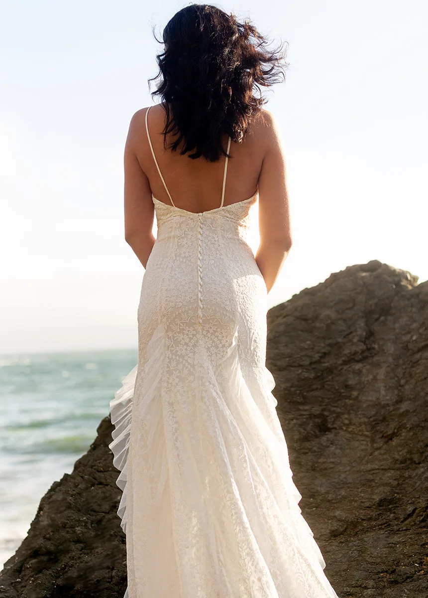 Venetia Bridal Gown in Lily