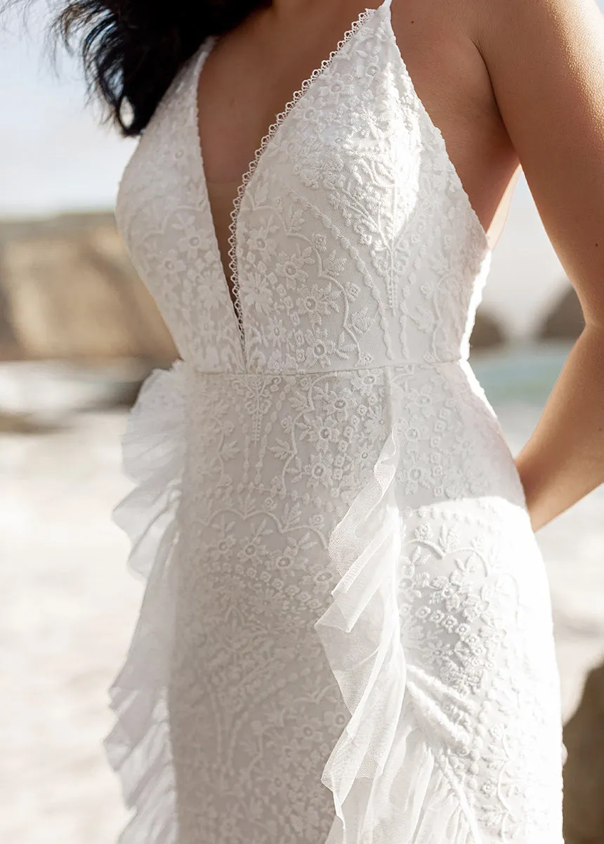 Venetia Bridal Gown in Lily