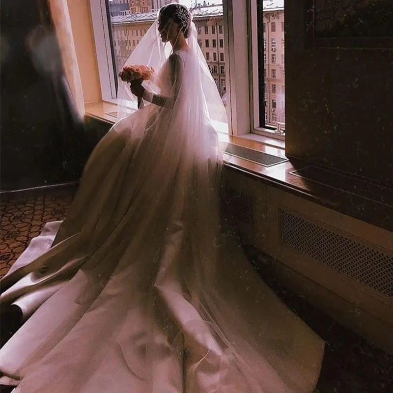 Vintage Ivory A-line Wedding Dress Long Sleeves Satin Bridal Gowns OKX7